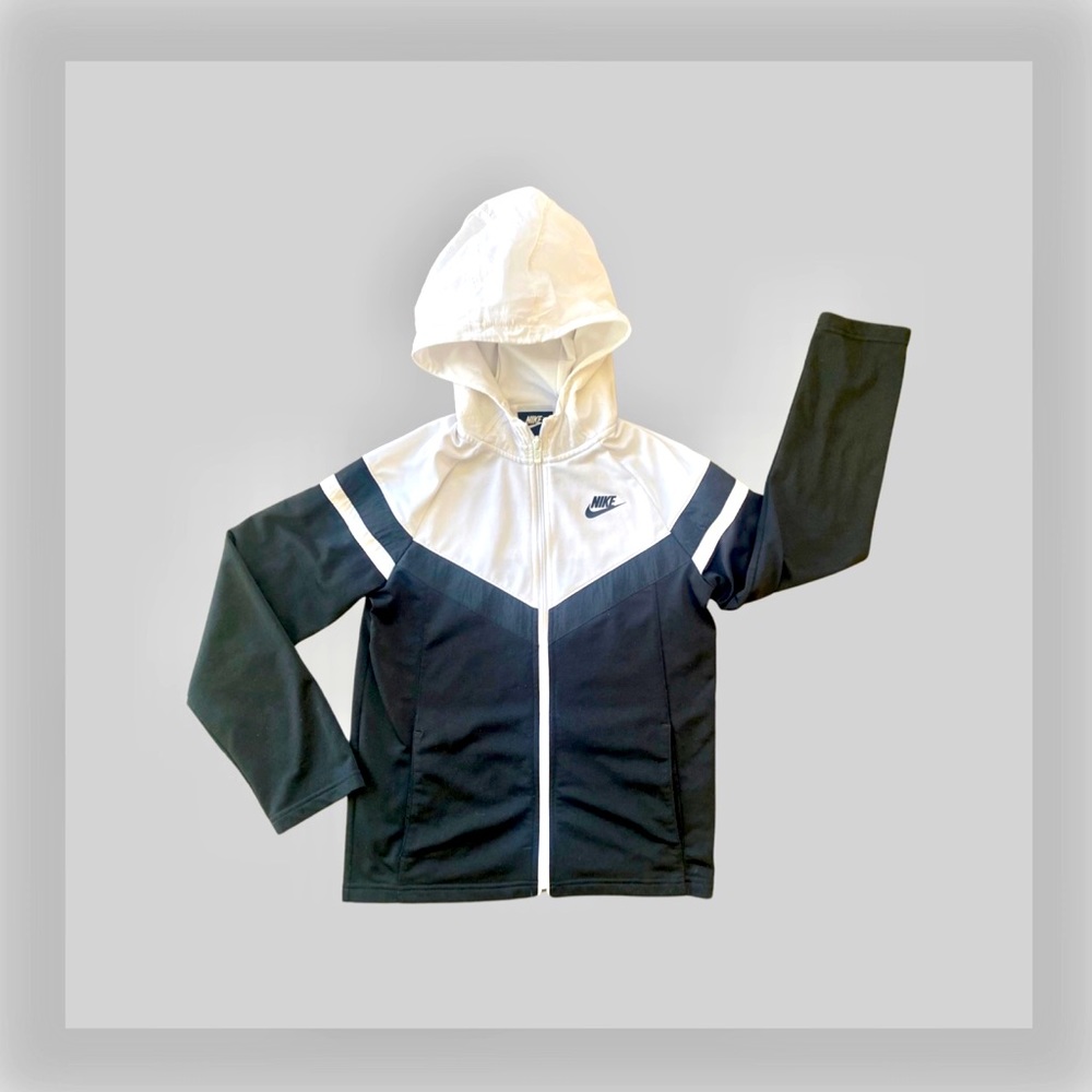 BOYS/KIDS (unisex) NIKE ZIP-UP WITH HOOD - SIZE L